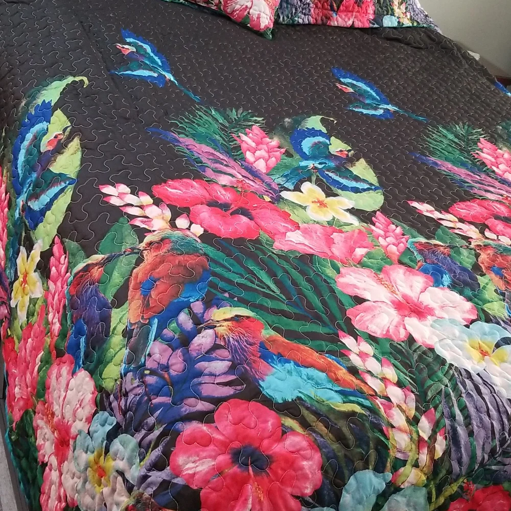 4pc Reversible Queen Quilt Bedspread Set Exotic Vibrant Floral New
